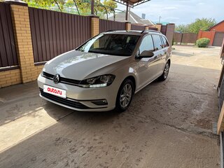 2018 Volkswagen Golf VII Рестайлинг, белый, 1890000 рублей, вид 1
