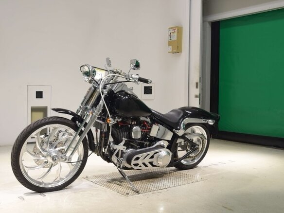 1992 Harley-Davidson Springer Softail, чёрный, 958000 рублей - вид 3