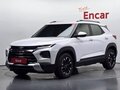 2023 Chevrolet TrailBlazer III Рестайлинг, белый, 1670000 рублей