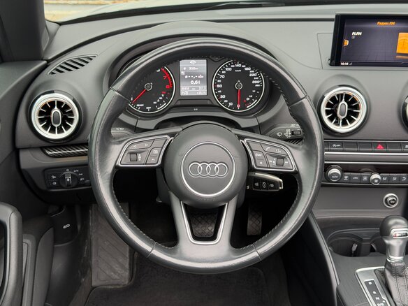 2020 Audi A3 III (8V) Рестайлинг, серый, 3000000 рублей - вид 11