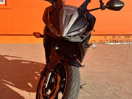 2017 Honda CBR 400R, чёрный, 509000 рублей, вид 3