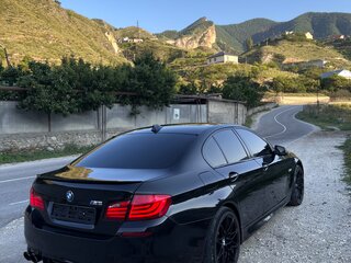 2012 BMW 5 серии 528i xDrive VI (F10/F11/F07), чёрный, 1850000 рублей, вид 2