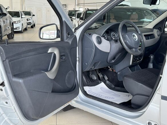 2012 Renault Logan I Рестайлинг, серый, 580000 рублей - вид 9
