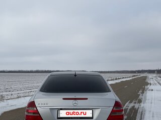 2002 Mercedes-Benz E-Класс 320 III (W211, S211), серебристый, 1080000 рублей, вид 3
