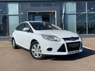 2013 Ford Focus III, белый, 825000 рублей, вид 1