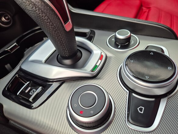 2023 Alfa Romeo Giulia II (952) Рестайлинг, чёрный, 4199000 рублей - вид 14