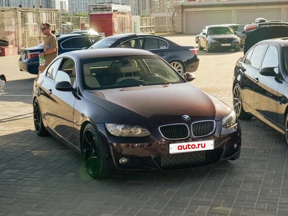 2007 BMW 3 серии 335xi V (E90/E91/E92/E93), красный, 1550000 рублей - вид 1
