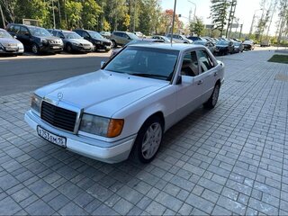 1990 Mercedes-Benz W124 200, белый, 590000 рублей, вид 2