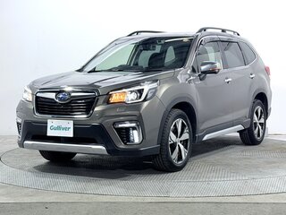 2023 Subaru Forester V Рестайлинг, серебристый, 2583100 рублей, вид 3