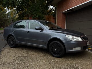 2012 Skoda Octavia II (A5) Рестайлинг, серый, 750000 рублей, вид 3