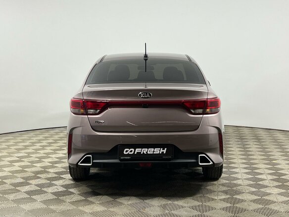 2020 Kia Rio IV Рестайлинг, коричневый, 1595000 рублей - вид 4