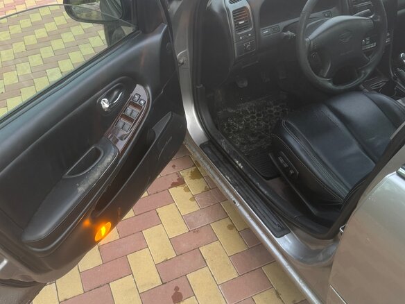 2002 Nissan Maxima V (A33), серый, 370000 рублей - вид 13