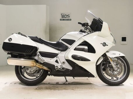 2004 Honda ST 1300, белый, 747000 рублей, вид 2