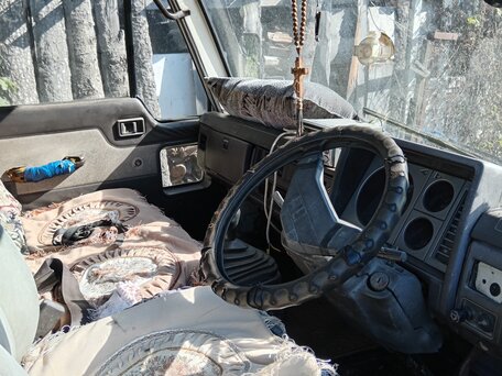 1990 Nissan Atlas, белый, 250000 рублей, вид 3