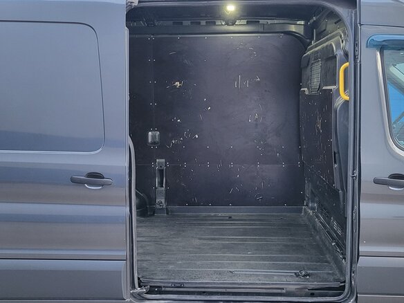 2016 Ford Transit, серый, 2000000 рублей - вид 5