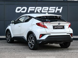2017 Toyota C-HR I, белый, 1590000 рублей, вид 2