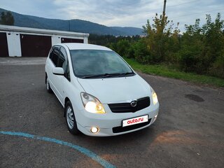 2001 Toyota Corolla Spacio II, белый, 599000 рублей, вид 2