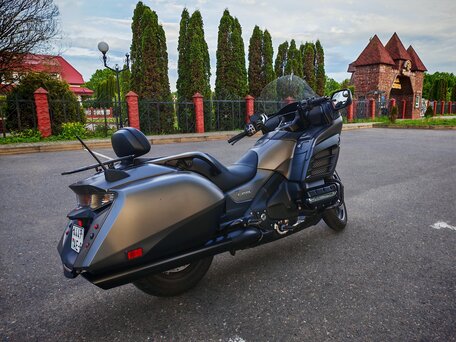 2015 Honda GL 1800 Gold Wing, серый, 1099000 рублей, вид 5
