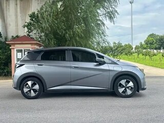 2026 BYD Dolphin 30.7 kWh I, серый, 1400077 рублей, вид 4