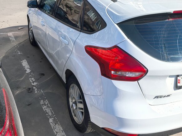 2015 Ford Focus III Рестайлинг, белый, 700000 рублей - вид 3