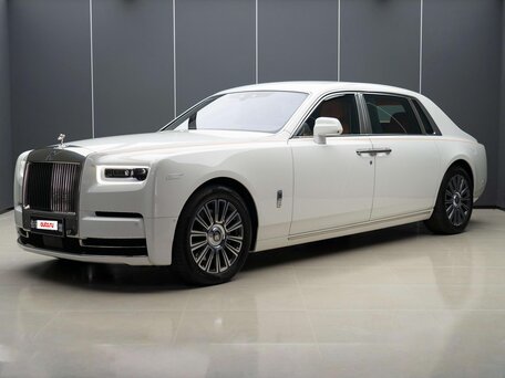 2023 Rolls-Royce Phantom Extended VIII Рестайлинг (Series II), белый, 49100000 рублей, вид 1