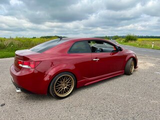 2011 Kia Cerato Koup II, красный, 1100000 рублей, вид 4