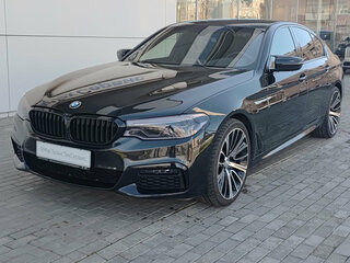 2019 BMW 5 серии 530d xDrive VII (G30/G31/G38), чёрный, 4350000 рублей, вид 1