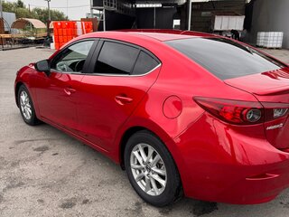 2018 Mazda 3 III (BM) Рестайлинг, красный, 1780000 рублей, вид 4