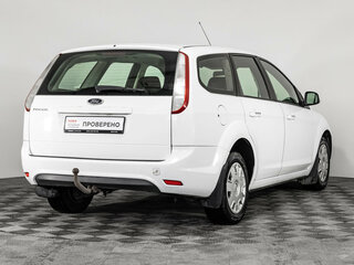 2010 Ford Focus II Рестайлинг, белый, 499000 рублей, вид 5