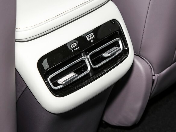 2026 Changan Qiyuan A06 28.39 kWh, белый, 2783000 рублей - вид 37