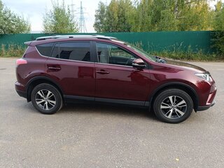 2017 Toyota RAV4 IV (XA40) Рестайлинг, красный, 1890000 рублей, вид 3