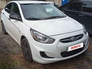 2013 Hyundai Solaris I, белый, 980000 рублей, вид 3