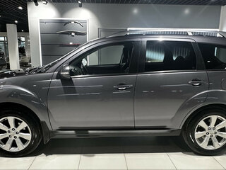 2010 Mitsubishi Outlander II Рестайлинг, серый, 958000 рублей, вид 2