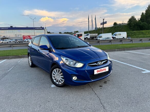 2011 Hyundai Solaris I, синий, 640000 рублей - вид 2