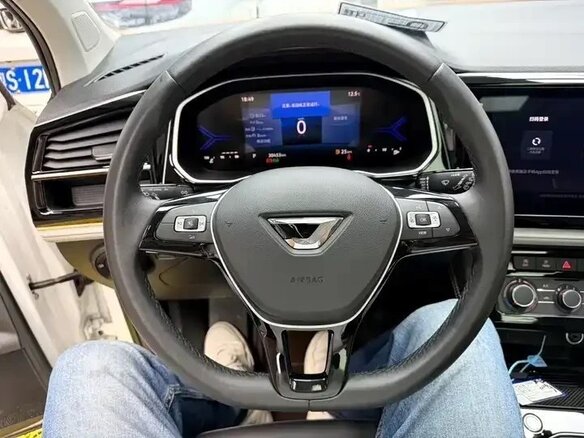 2023 Jetta VS7 I Рестайлинг 1, белый, 1690213 рублей - вид 13