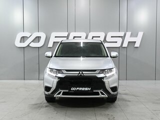 2021 Mitsubishi Outlander III Рестайлинг 3, серебристый, 2349000 рублей, вид 3