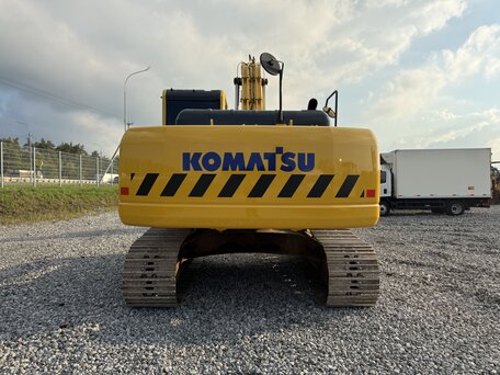 2019 Komatsu PC220-8, жёлтый, 7600000 рублей, вид 3