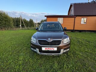 2015 Skoda Yeti I Рестайлинг, коричневый, 1500000 рублей, вид 2