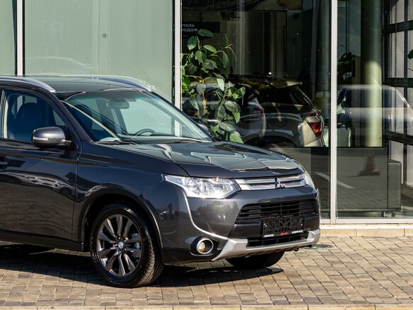 2014 Mitsubishi Outlander III Рестайлинг, серый, 1335000 рублей - вид 7