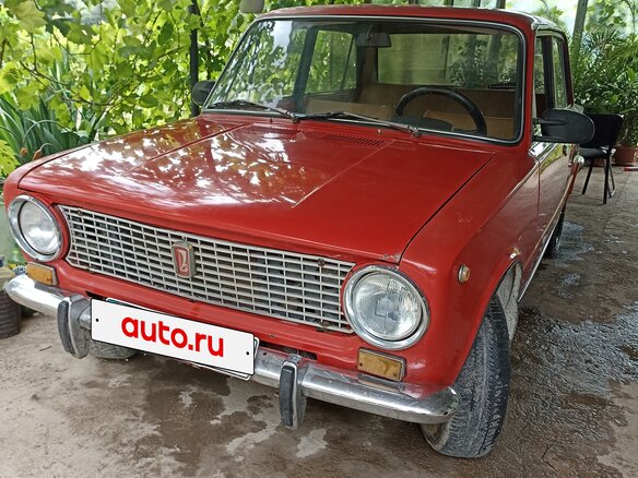 1982 Lada (ВАЗ) 2101, красный, 60000 рублей