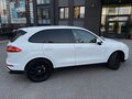 2016 Porsche Cayenne S II Рестайлинг (958), белый, 4080000 рублей - вид 1