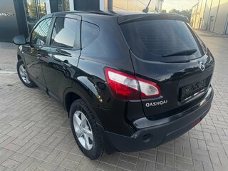 2013 Nissan Qashqai I Рестайлинг, чёрный, 869900 рублей, вид 5