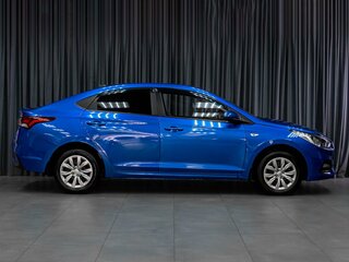 2018 Hyundai Solaris II, синий, 1059000 рублей, вид 5
