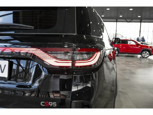 2024 Changan CS95 I Рестайлинг 2, чёрный, 4709900 рублей - вид 11
