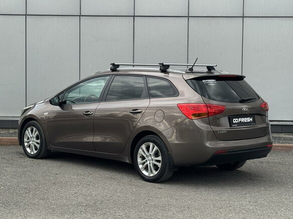 2013 Kia Ceed II, коричневый, 930000 рублей - вид 1