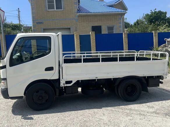 2004 Toyota Dyna, белый, 1450000 рублей - вид 7