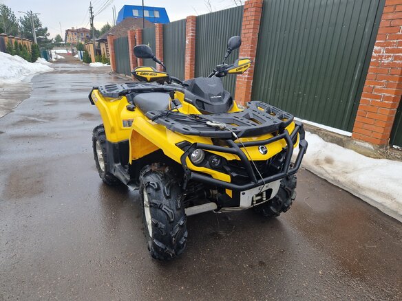 2013 BRP Can-Am Outlander 500, жёлтый, 800000 рублей