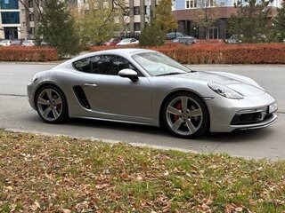 2017 Porsche Cayman S III 718 (982), серебристый, 8500000 рублей, вид 2