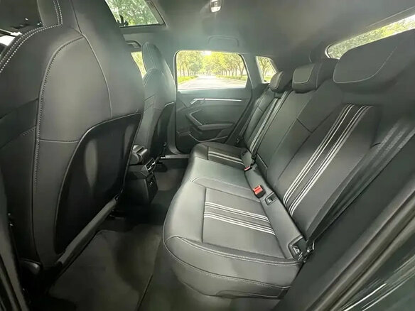 2023 Audi A3 Sportback 35 TFSI IV (8Y), зелёный, 2180000 рублей - вид 19