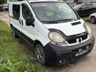 2002 Renault Trafic II, белый, 530000 рублей, вид 4